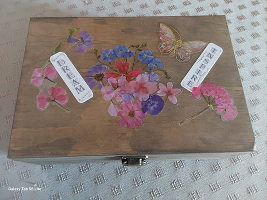 Jewelry box